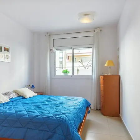 Apartment Elegant Poolside Retreat In Lloret de Mar