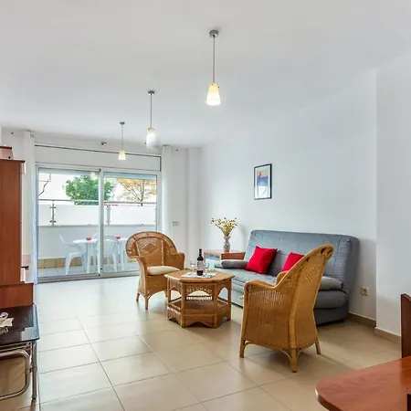 Elegant In Lloret De Mar, 85 M² With Pool 滨海略雷特