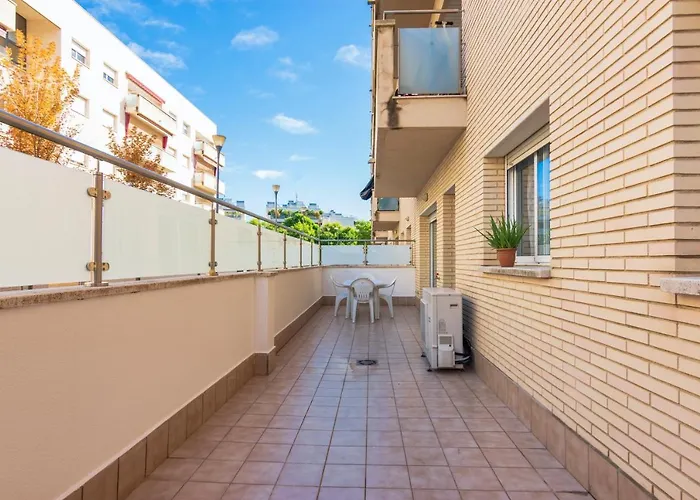 Elegant In Lloret De Mar, 85 M² With Pool 滨海略雷特